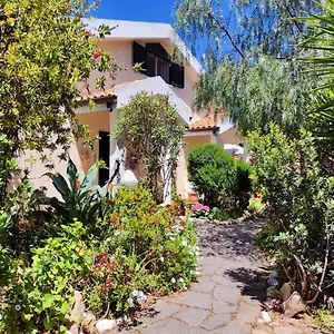 https://la-pirata-capitana.in-sardinia.net
